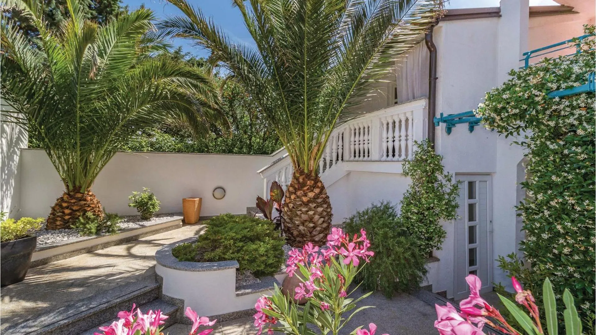 2 Bedroom Lovely Apartment In Pula Croatia