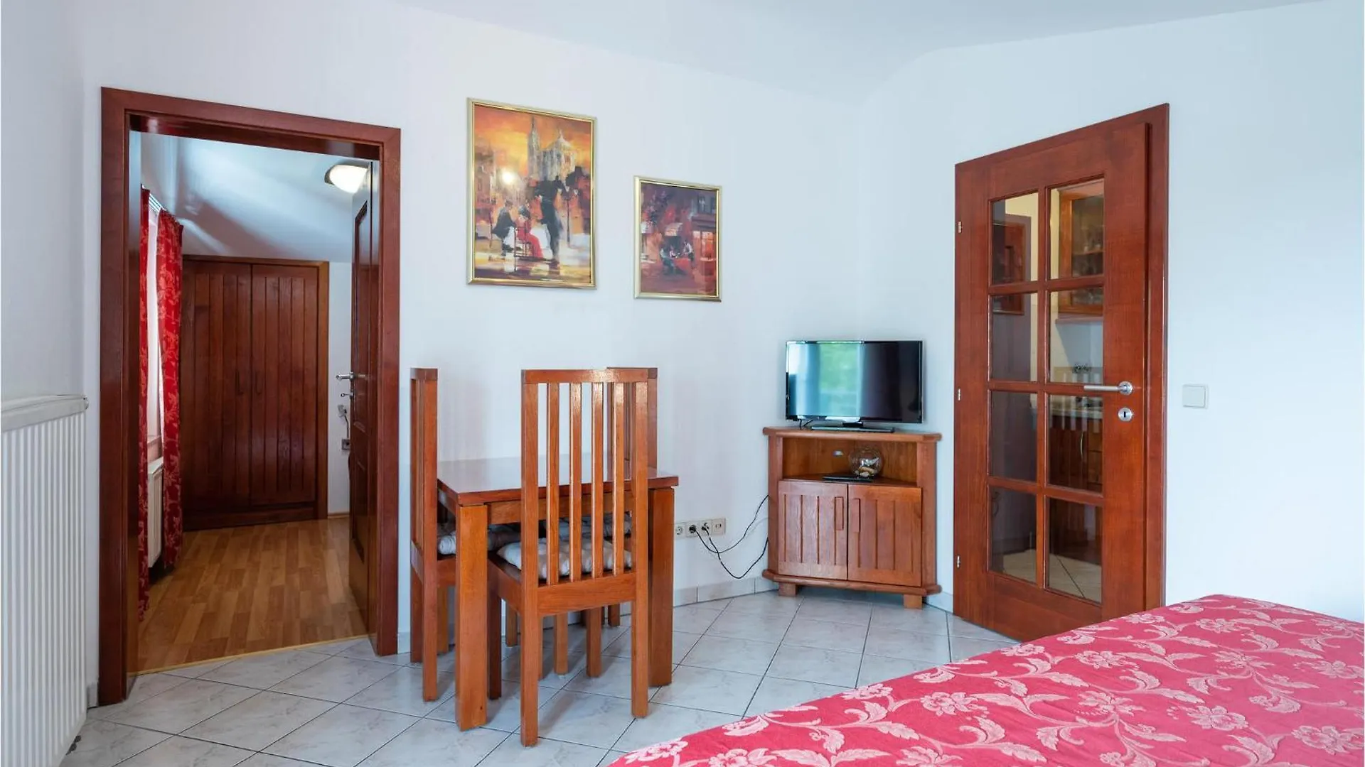 2 Bedroom Lovely Apartment In Pula